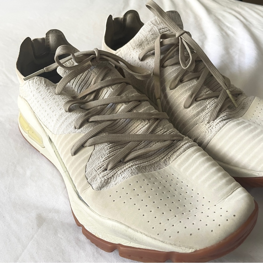 【Under Armour】Men's Shoes Size10.5